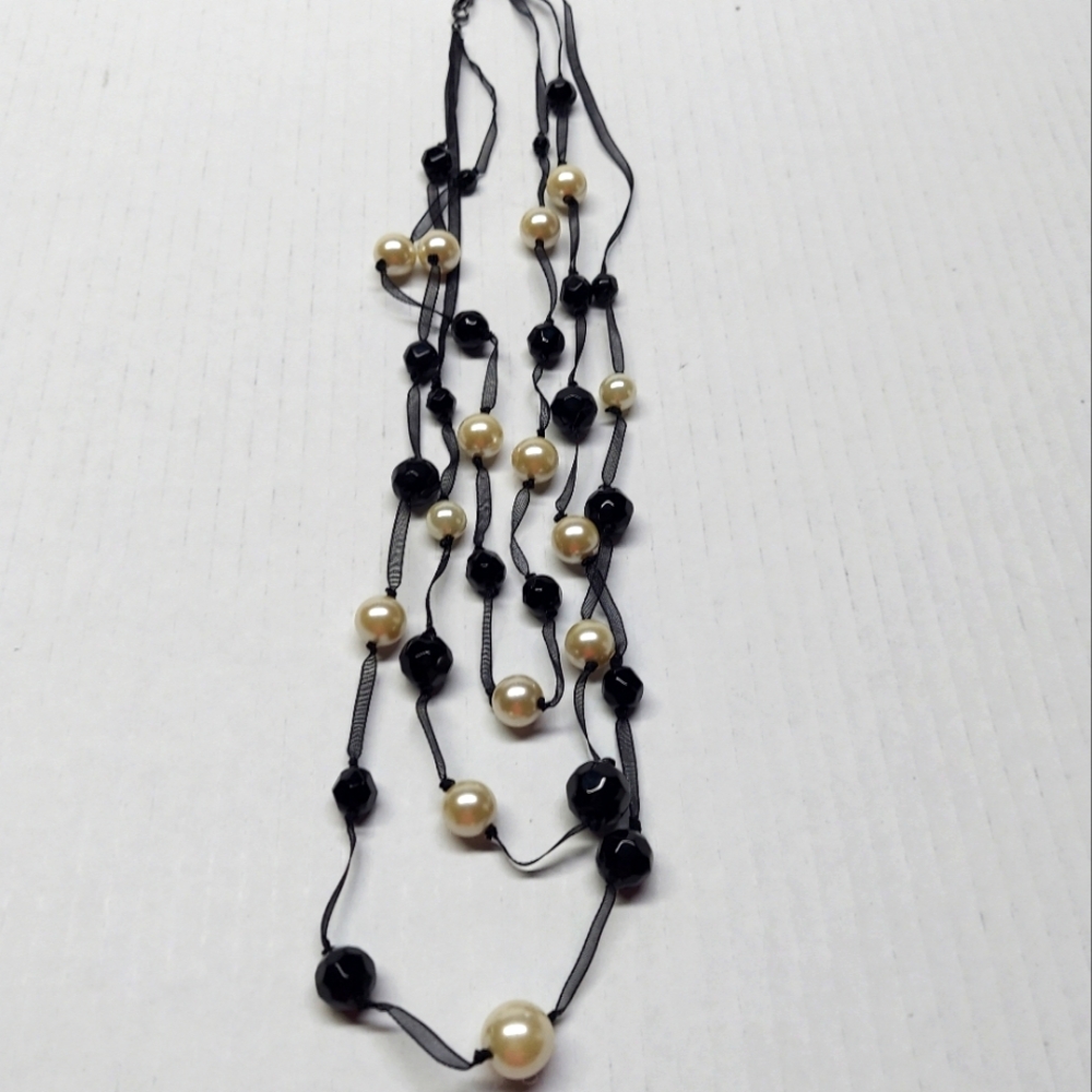 Elegant Black and Cream 3-Strand Beaded Necklace
